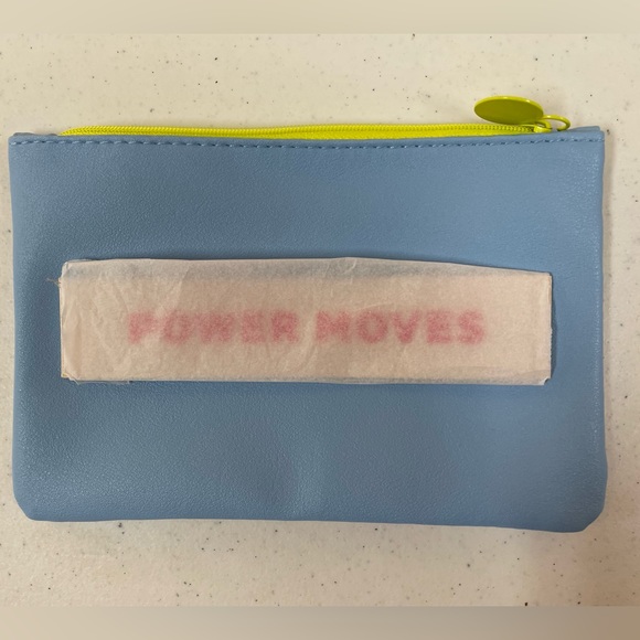 NWOT IPSY “Power Moves” March 2022 Glam Bag - Picture 3 of 6